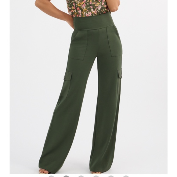 CAbi Olive Chargo Pants - Picture 2 of 9